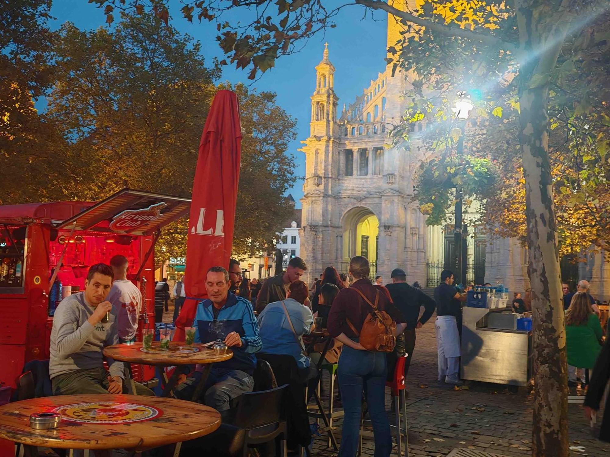 Sainte Catherine Whole Apartment Bruselas Exterior foto