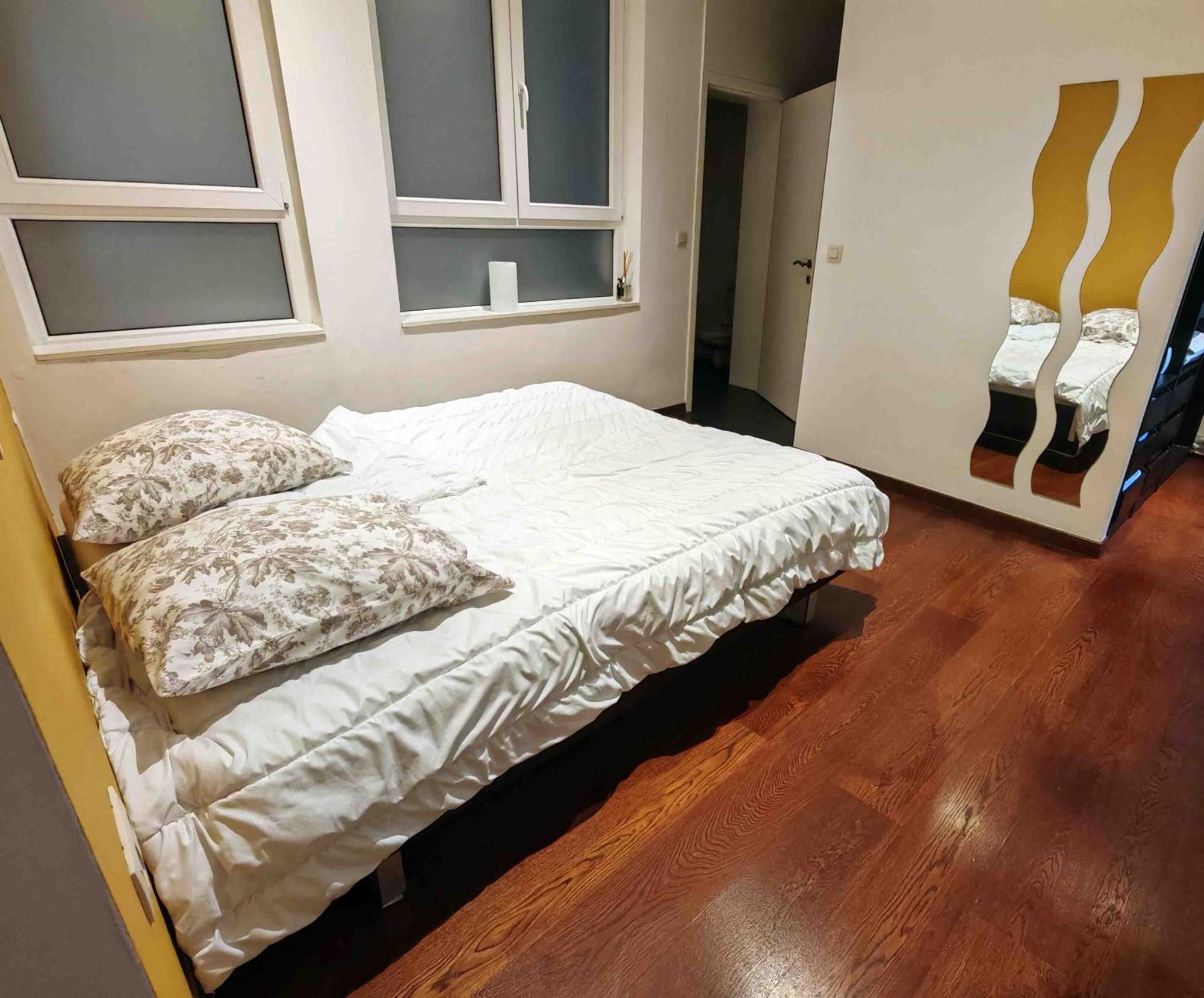 Sainte Catherine Whole Apartment Bruselas Exterior foto
